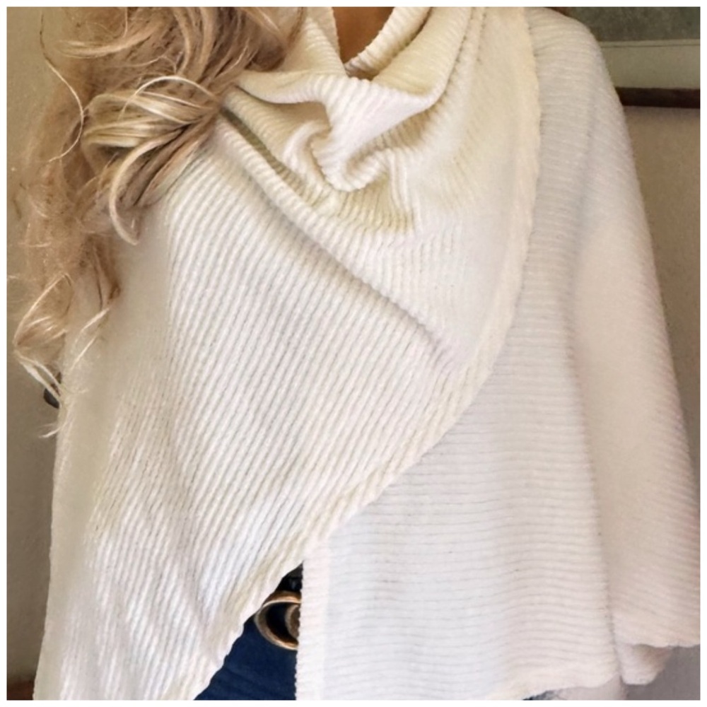 BYCHANCE • Ivory Sonia Long-Sleeve Cardigan Wrap Shawl Sweater
NWT - Picture 4 of 6